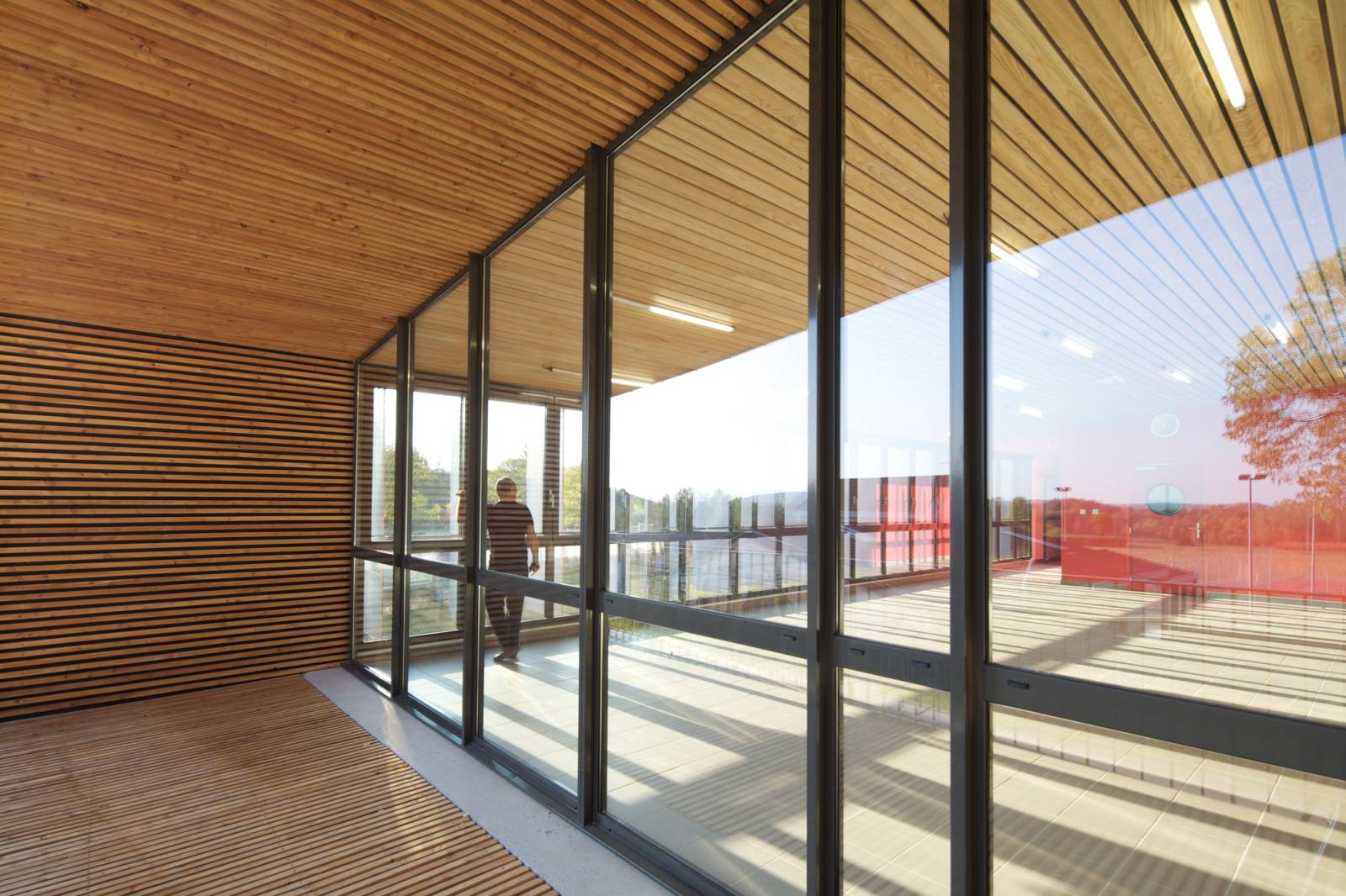 Menuiserie sur mesure aluminium, bois ou PVC pour fenêtres, volets, vérandas et fermetures dans les Bouches-du-Rhône