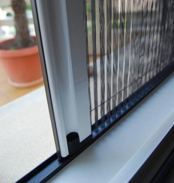 Moustiquaire plissée